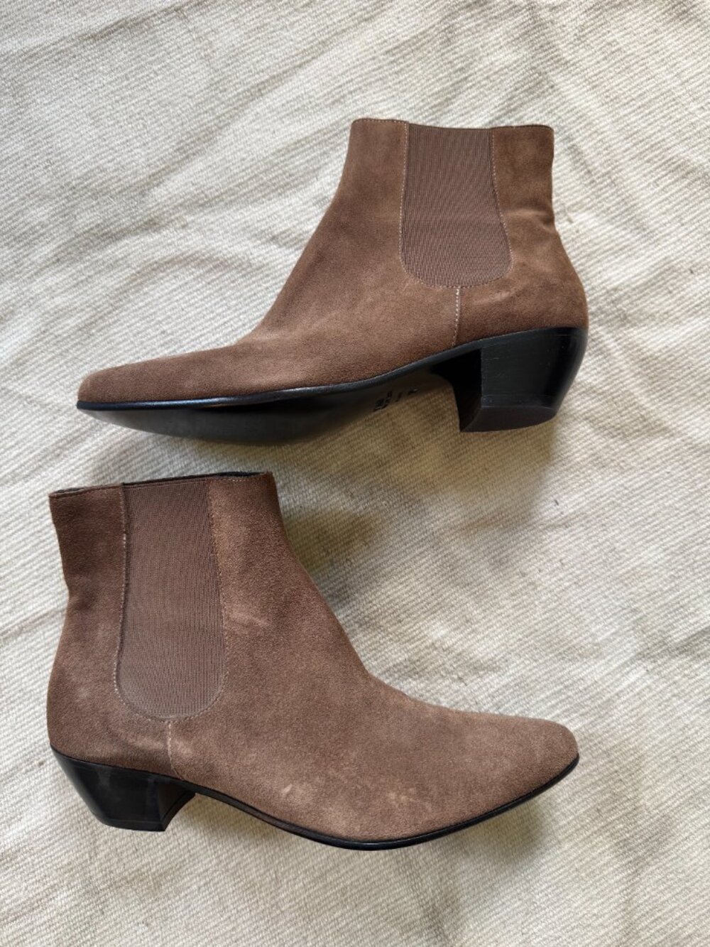 Woman by Common Projects Suede Chelsea Booties NEW Size 8 | IT 38